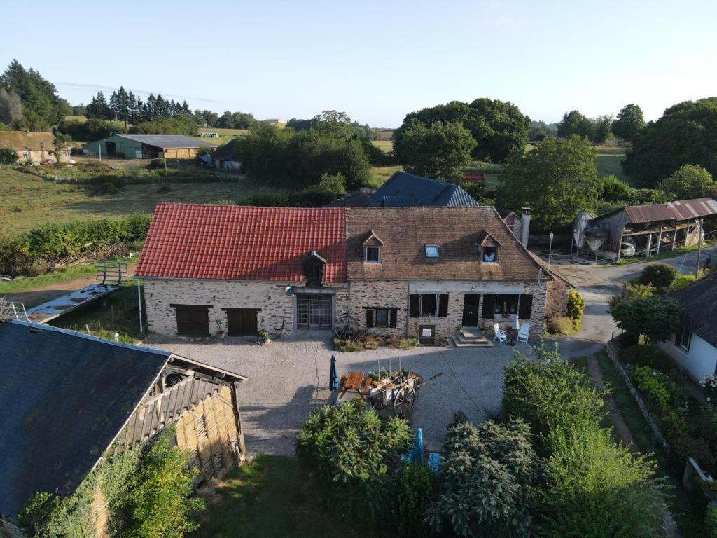 Chambre Dhotes B&B Le Figuier Benayes Exteriér fotografie